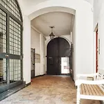 Luxury 4 Bedrooms Apartment