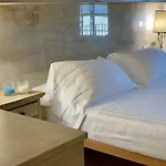Fifty Eight Suite Milan Duomo View