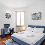 Easylife - Colorful Apartment In Porta Venezia District