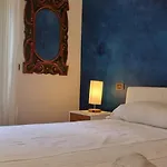 Altido Cosy 2-Bed Flat In Milan\'S Heart