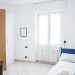 Mysa Properties - Spazioso Trilocale In Zona Forlanini-Linate