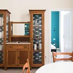 Fine Apartment in Giambellino District