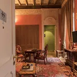 Italianway - Borgonuovo 12