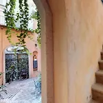Italianway - Borgospesso 14