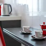 San Siro Big House Wifi Netflix Free Parking