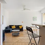 Savona District Comfy Apt X3