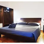 Urban House - Elegant Apartment Brera Milan Center