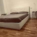 VT HOME - Appartamento Milano Zona Navigli