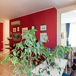 Twins Apartment - Tolstoj District