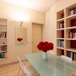 Twins Apartment - Tolstoj District