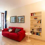 Twins Apartment - Tolstoj District