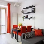 Modern Apartment, Centro Piola