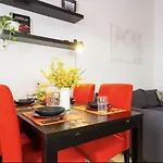 Modern Apartment, Centro Piola