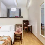 La Casa Colorata - Flats In Milan - Bocconi