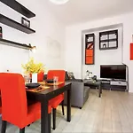 Modern Apartment, Centro Piola