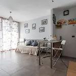 The Best Rent - Bright One-Bedroom Apartment In Precotto Area