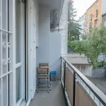 I Host Apartment - Montesuello 9