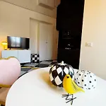 Wonderland Apartment In Milan Shopping Area, Ac, Wifi And Subway