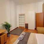 Milanrentals - Iris Apartment