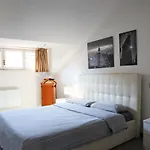 Corso Buenos Aires 35 Holiday Home