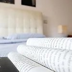 Corso Buenos Aires 35 Holiday Home