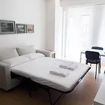 Moderno Bilocale In Corso Buenos Aires