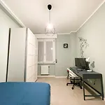 Accogliente Camera A Milano