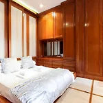 San Babila Apartment