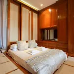 San Babila Apartment