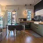 Max\'S House