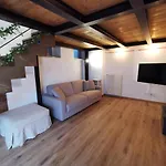 Via Scaldasole 14