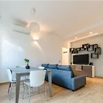 I Host Apartment - Cadibona 16