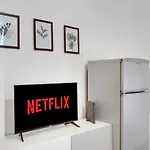 Comfy Apartment Free Wi-Fi And Netflix, 4 Stops To Duomo Square