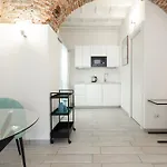 Flora 57 - Splendido Loft Nel Cuore Dei Navigli