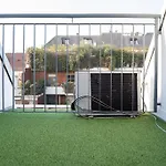 5 Giornate Apt Con Terrazzo E Garage Privato