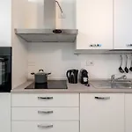 Sansiro-Duomo, Exclusive Apartment, Wifi & Netflix