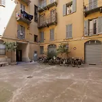 Charming Apartment In Milan Porta Venezia