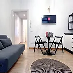 The Boutique Houses - Steps Away From The Duomo Area