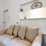 Elegant Suite In Repubblica Brera