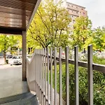 Luxury 1 Bedroom Apartment, Close To San Siro, Fiera And 10 Min Metro To Duomo