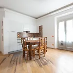 Porta Romana Comfy Apartment