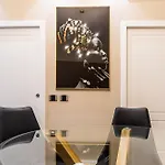 Duomo Elegant Apartment