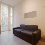 Milano-Cordusio Enchanting Apartment!