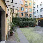 Hacca Collection - Chic 2Br In Cool Porta Venezia District