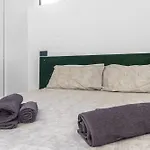 Pag60 -Crescenzago-Luxury Green House