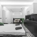 Pag60 -Crescenzago-Luxury Green House