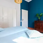 The Best Rent - Crocetta Apartment
