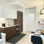 Cozy And Quiet Apartment In Isola District
