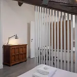 Xenia Apartments - Elegant Penthouse In Fiera Area