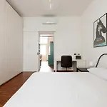 Crescenzago Cosy Apt!